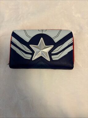 The falcon and the winter solider zip up wallet